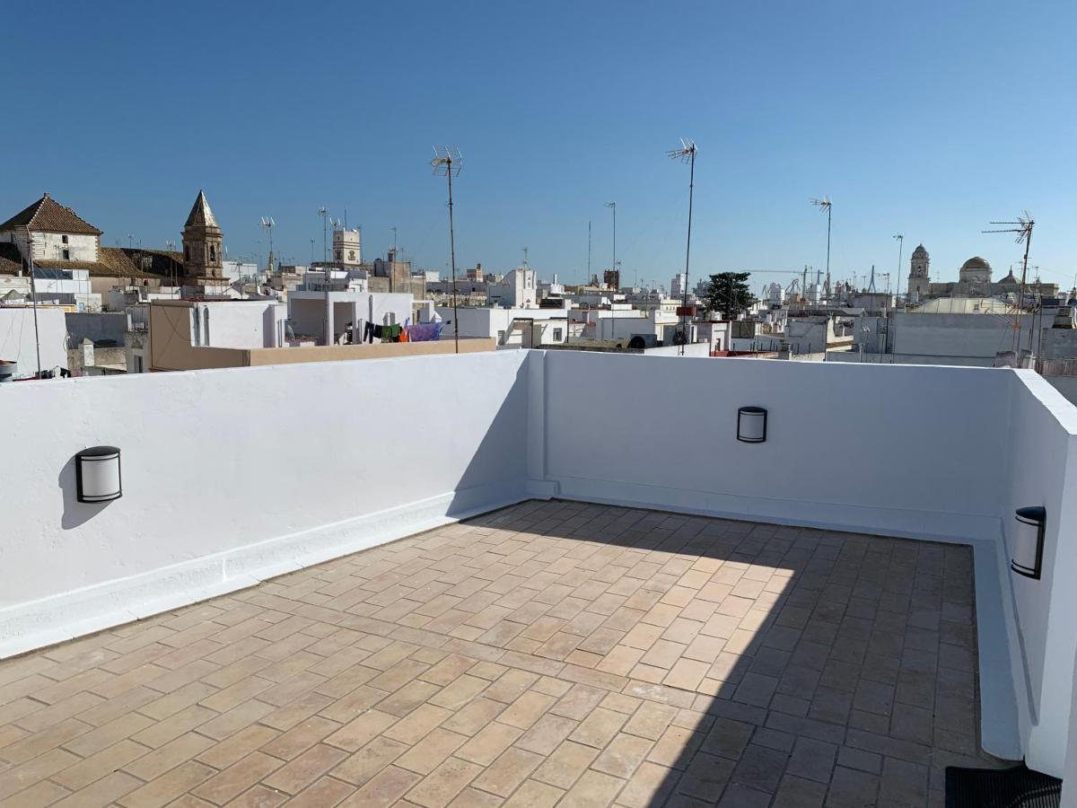 Atico Terraza Cadiz Centro Ascensor Playa De La Caleta Apartment Exterior photo