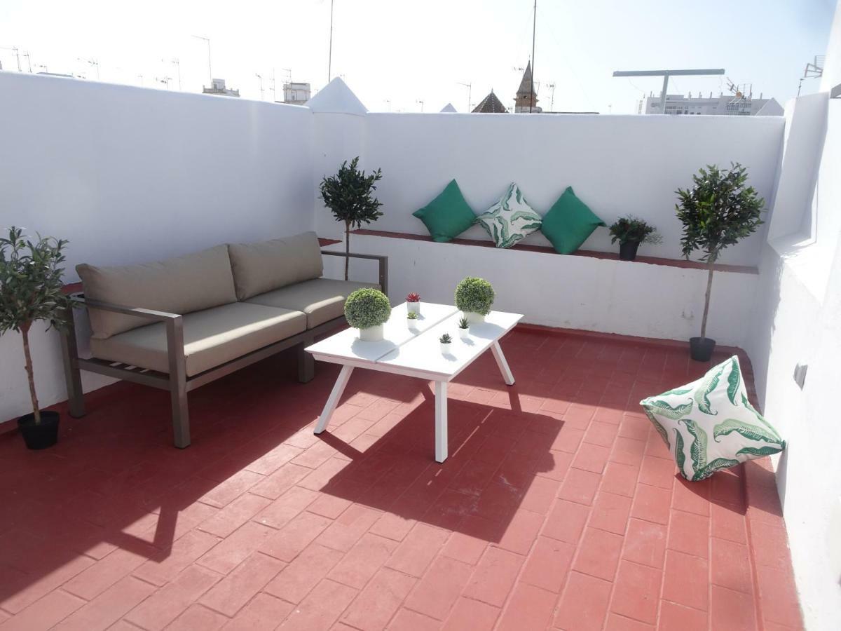 Atico Terraza Cadiz Centro Ascensor Playa De La Caleta Apartment Exterior photo