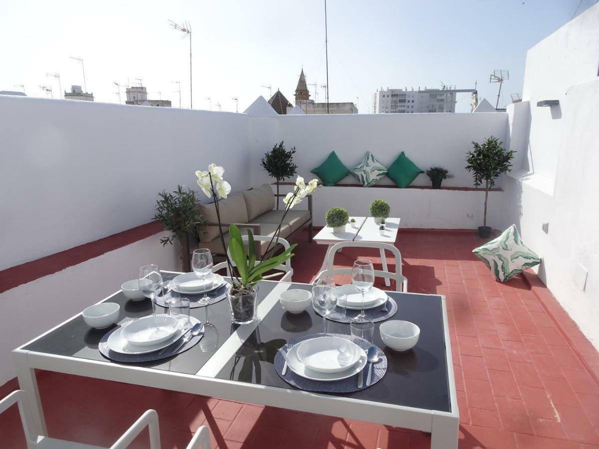 Atico Terraza Cadiz Centro Ascensor Playa De La Caleta Apartment Exterior photo